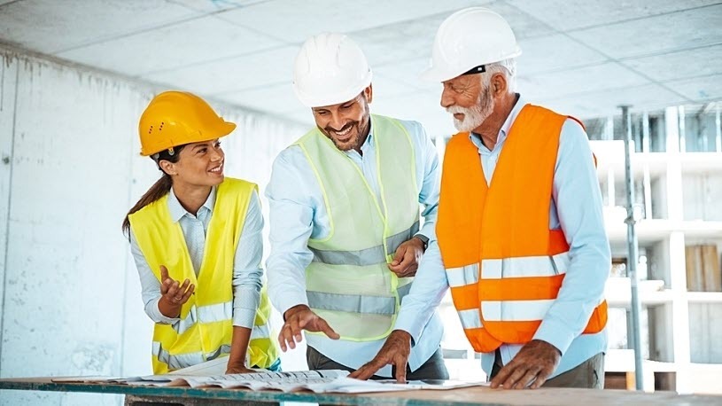 HR Compliance in Construction: Navigating New AI Laws, Wage Rules and Pay Transparency Expectations